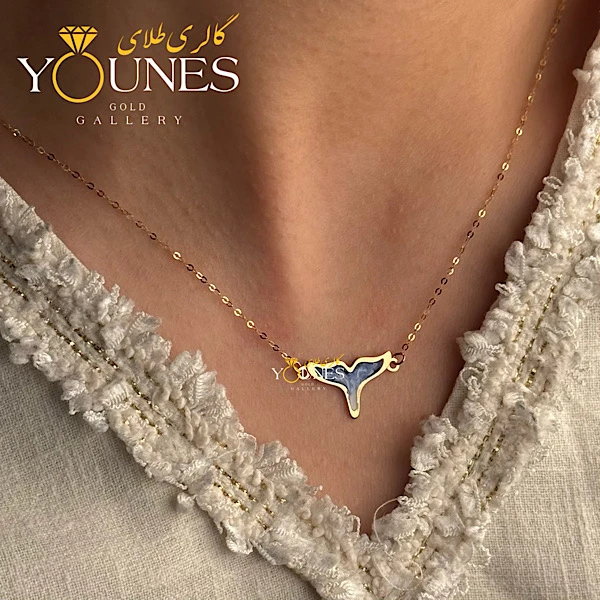 گردنبند میناکاری دم وال آبی موج دار طلا